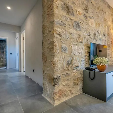 Dadya Bora Hotell 3*